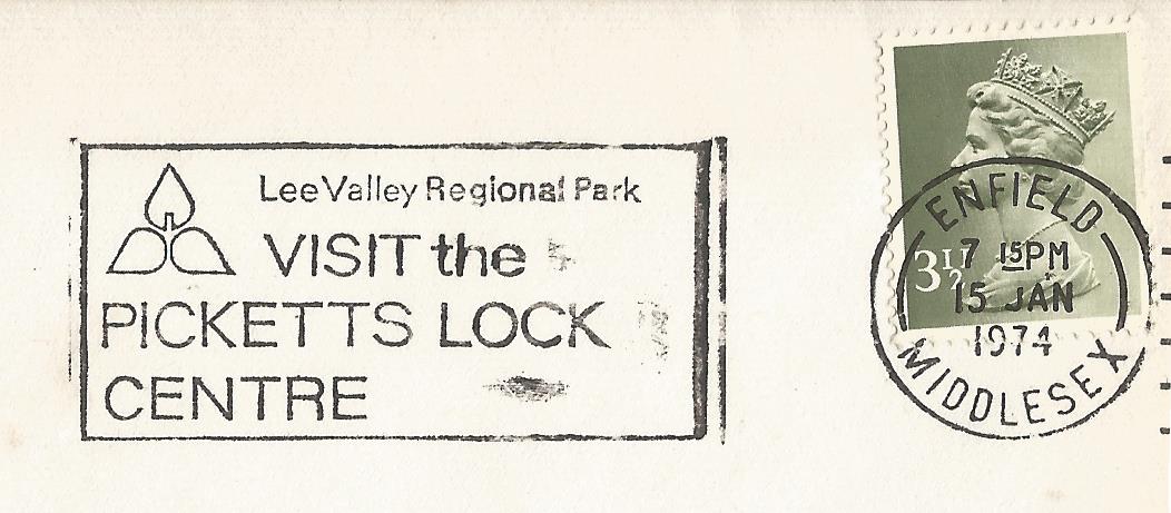 Lee Valley Regional Park Visit the Picketts Lock Centre_LP 1391 t