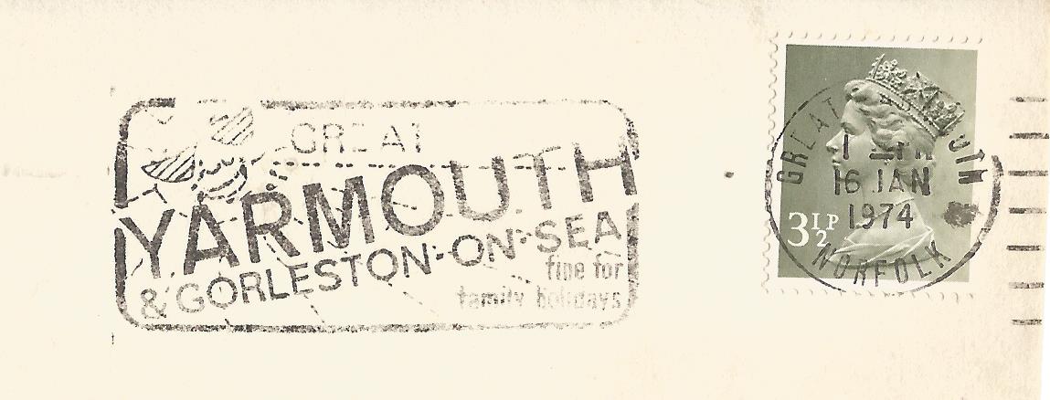 Great Yarmouth & Gorleston on Sea time for family holidays_LP 1179 t