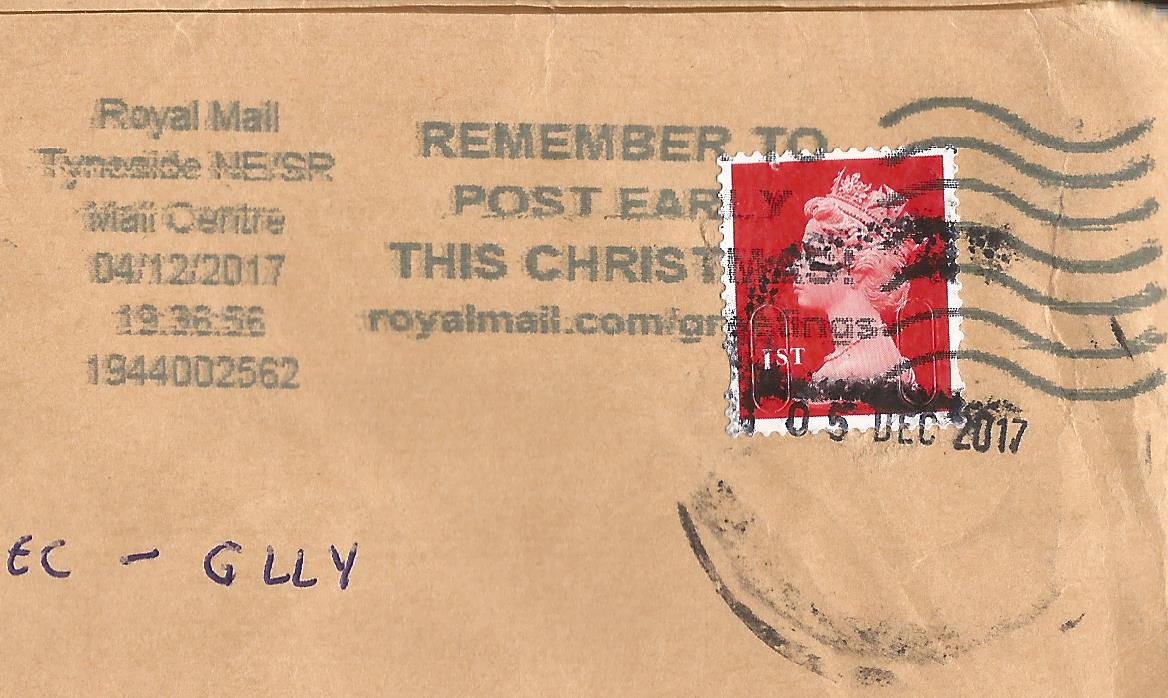 Remember to Post Early This Christmas ! royalmail.com /greetings